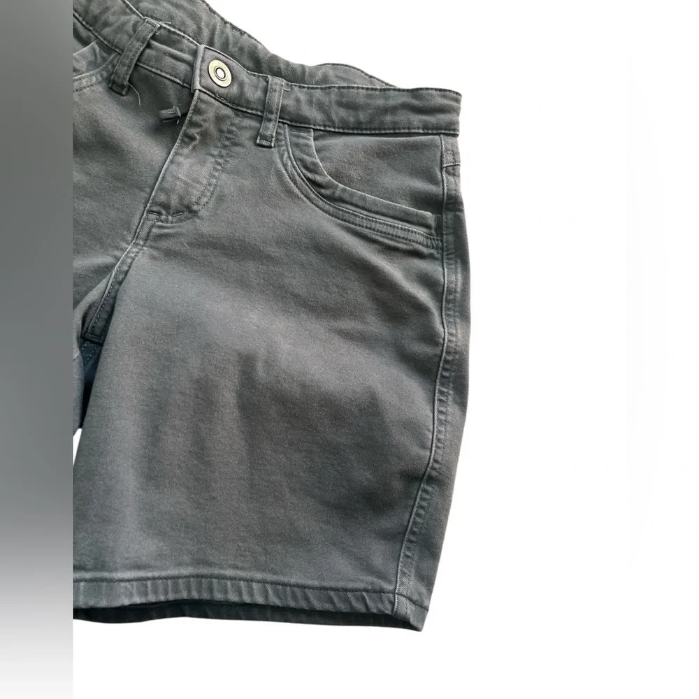 Kuhl Kontour 8” Short Size 6 - Picture 3 of 8